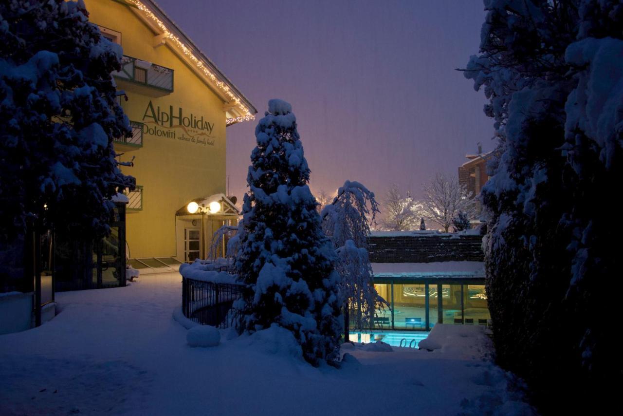 Alpholiday Dolomiti Wellness & Family Hotel Dimaro Ngoại thất bức ảnh