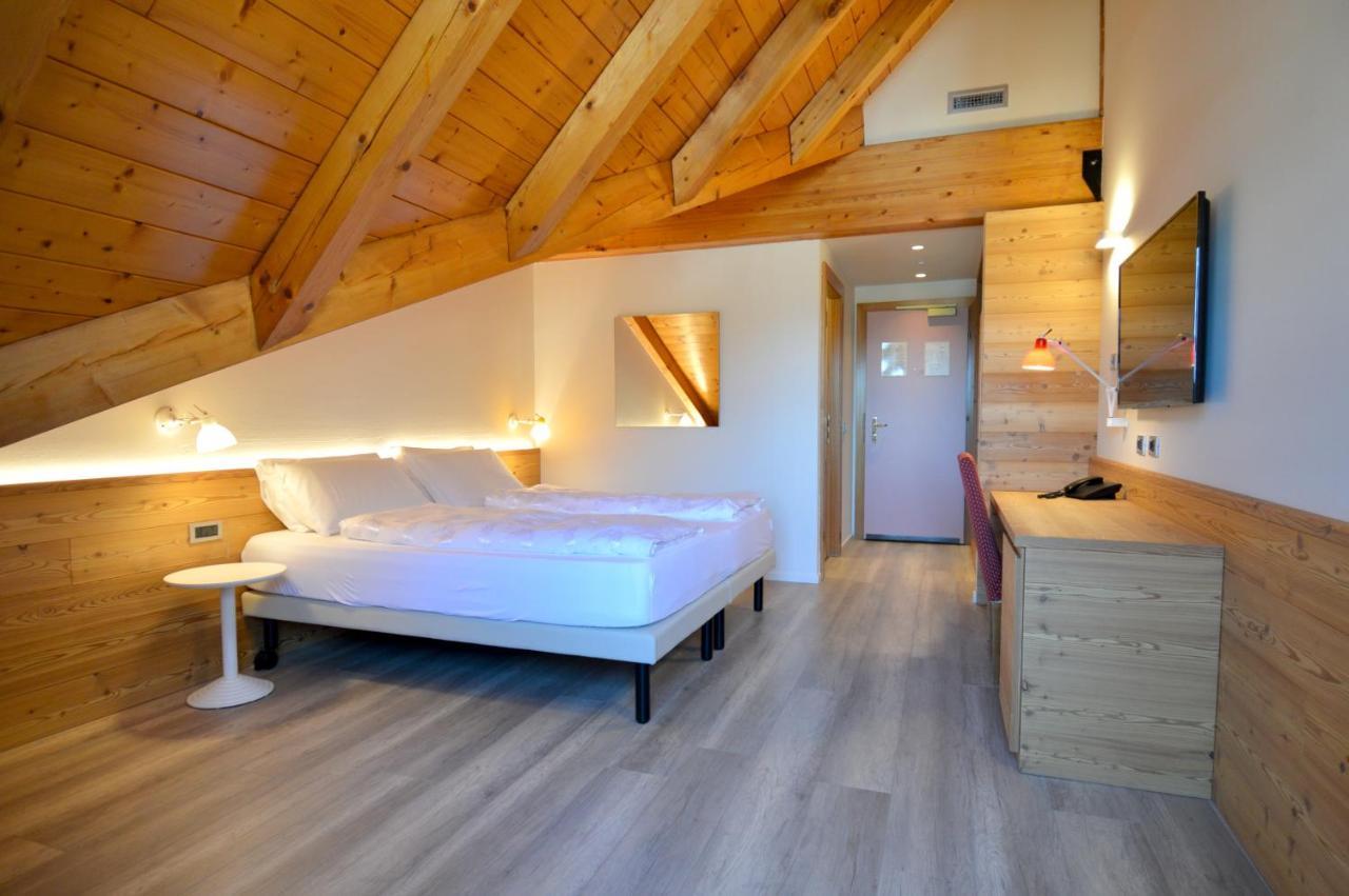 Alpholiday Dolomiti Wellness & Family Hotel Dimaro Phòng bức ảnh