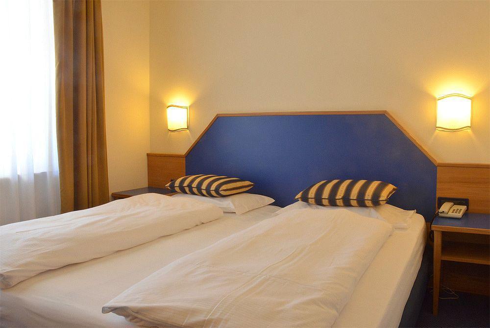 Alpholiday Dolomiti Wellness & Family Hotel Dimaro Ngoại thất bức ảnh