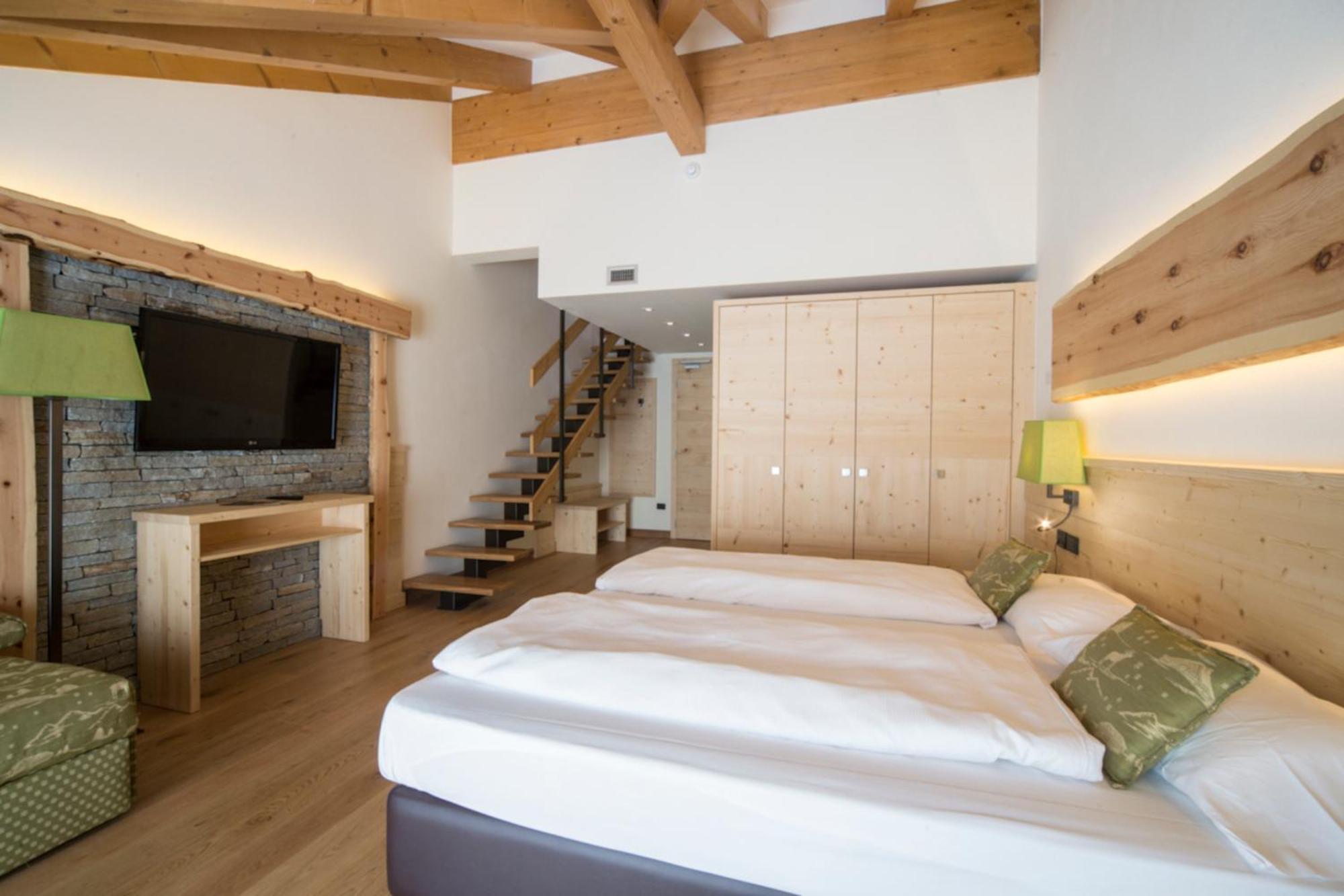Alpholiday Dolomiti Wellness & Family Hotel Dimaro Phòng bức ảnh